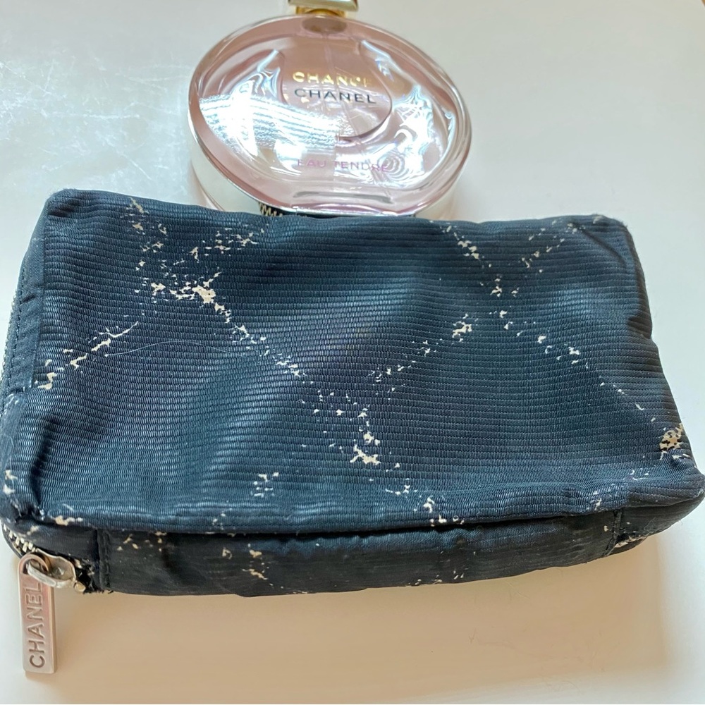 CHANEL NYLON WALLET/JEWELRY CASE❤️